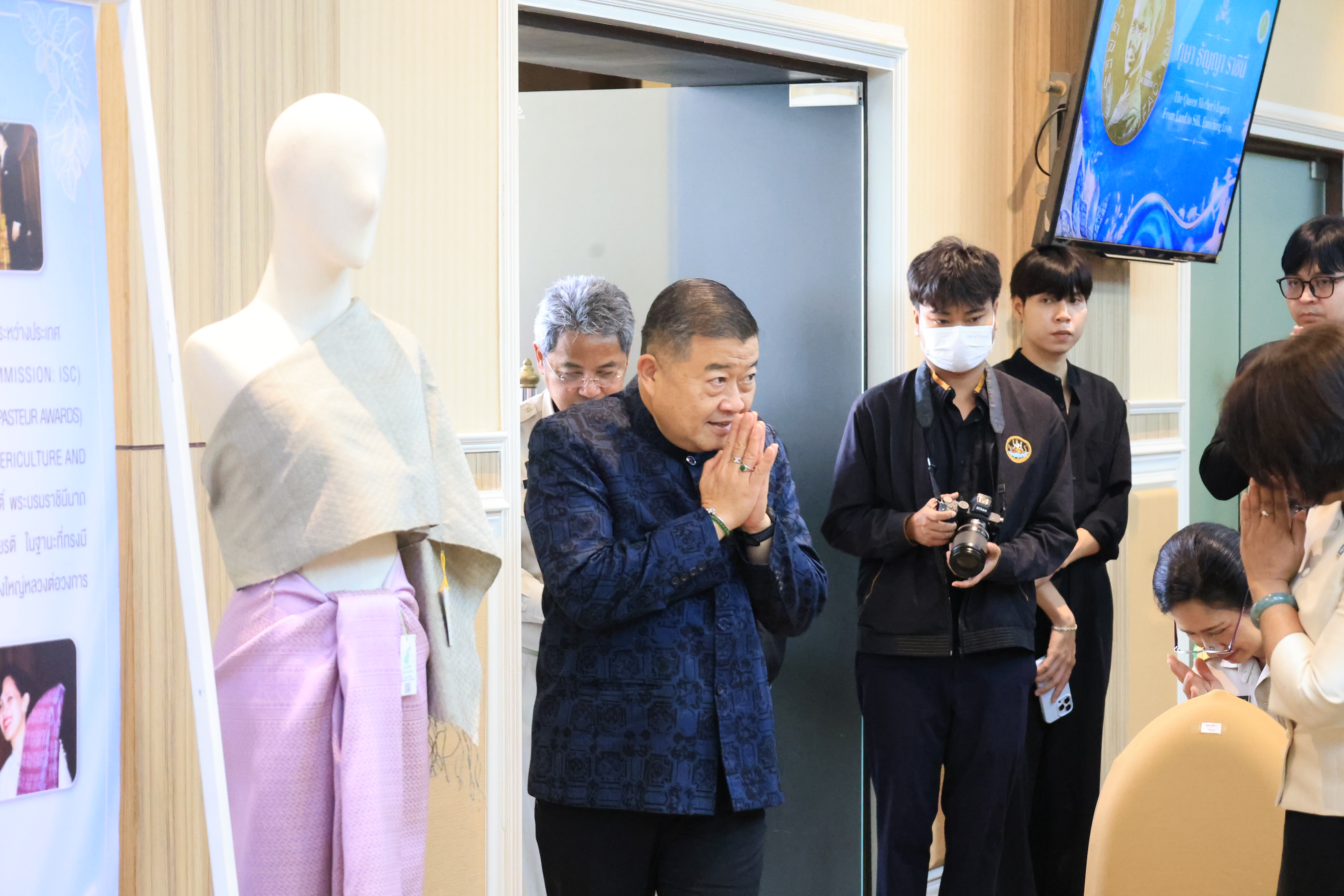 title - ส.ป.ก. ร่วมงานแถลงข่าวการจัดงานเทิดพระเกียรติและน้อมรำลึก ในพระมหากรุณาธิคุณของสมเด็จพระนางเจ้าสิริกิติ์ พระบรมราชินีนาถ พระบรมราชชนนีพันปีหลวง